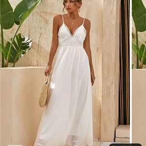 Chic White Lace Maxi Dress